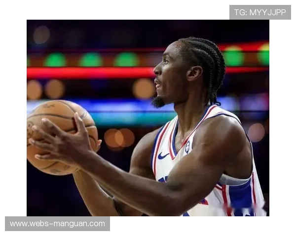 勇士客场挑战76人，马克西独扛进攻压力