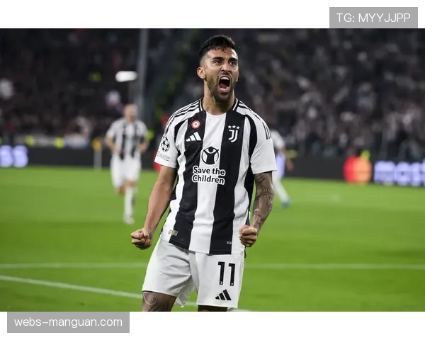 塞维利亚确认，主力中卫十字韧带撕裂，赛季报销